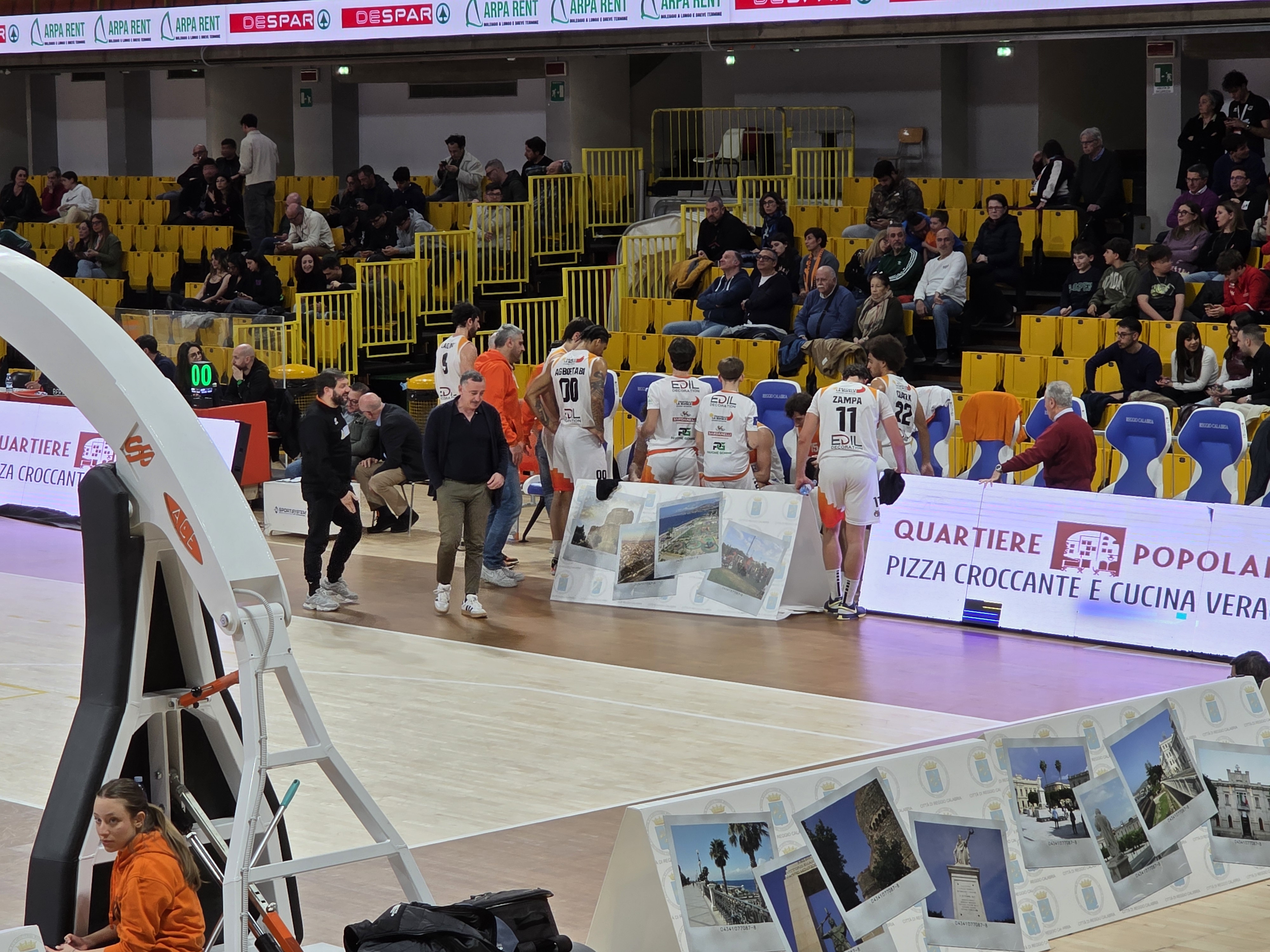 BASKET - Reggio Calabria batte Rende e fa suo il derby di Calabria