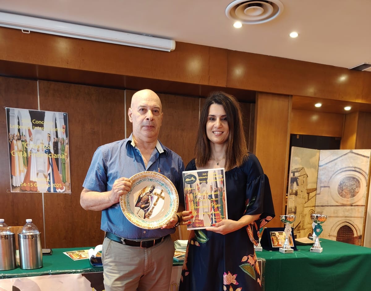 Domenico Pujia conquista due premi in provincia di Cosenza